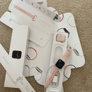 Apple Watch Series 5 40mm Pink Sand Band Gold